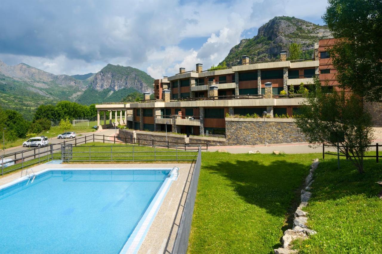 Pena Sabocos II Apartamento Turistico Panticosa Exteriér fotografie